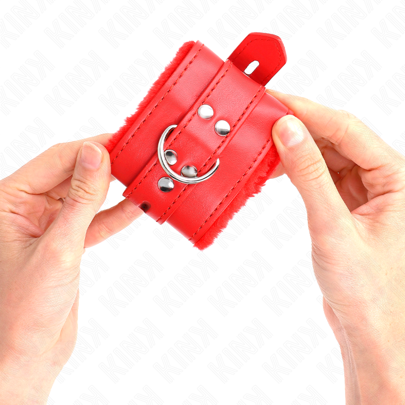 MENOTTES DOUBLÉS DE FOURRURE ROUGE