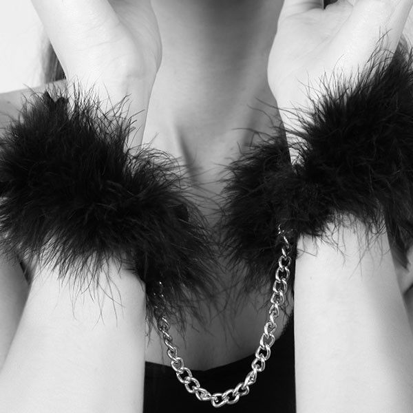 MENOTTES PLUME